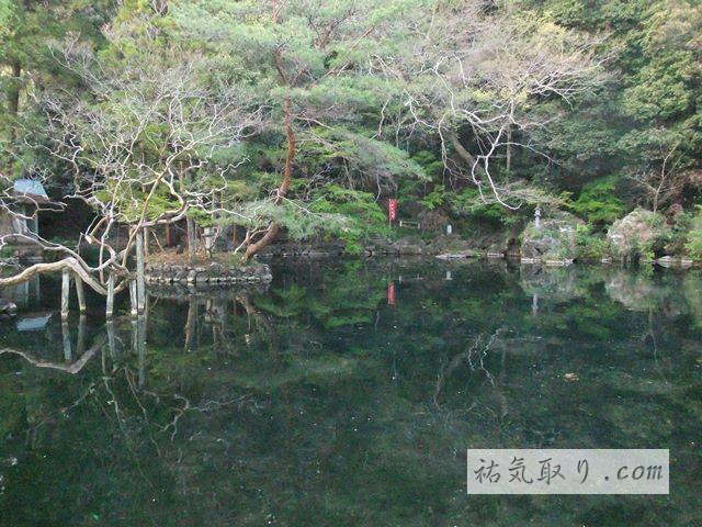 栃木】出流原弁天 磯山弁財天 湧釜神社（佐野市）  祐気取り.com